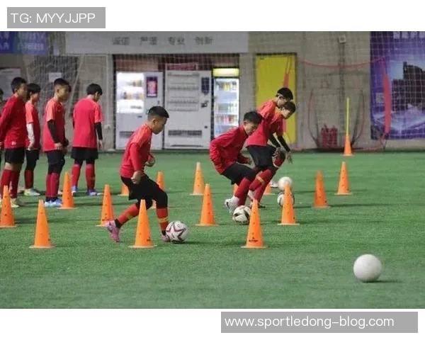 长春气温骤降却挡不住亚泰将士训练热情奋勇备战新赛季