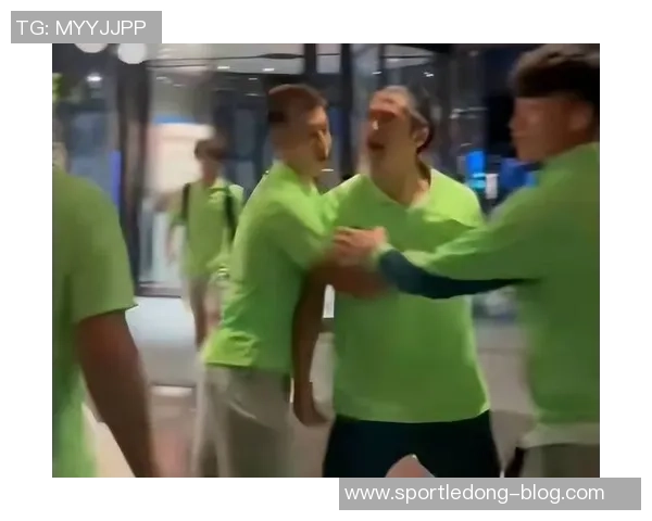 张晓彬呼吁国安球迷与球员相互理解共度换帅挑战时刻 张晓彬呼吁国安球迷与球员相互理解共度换帅挑战时刻