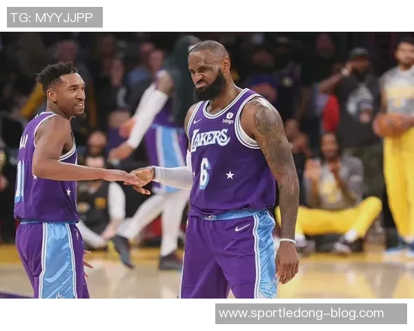 艾顿采访时詹姆斯高喊五连胜引发热议球迷纷纷点赞